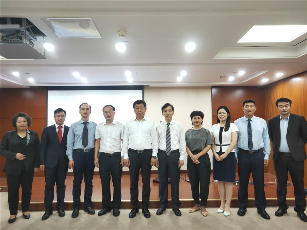 13、论坛专委会成员合影